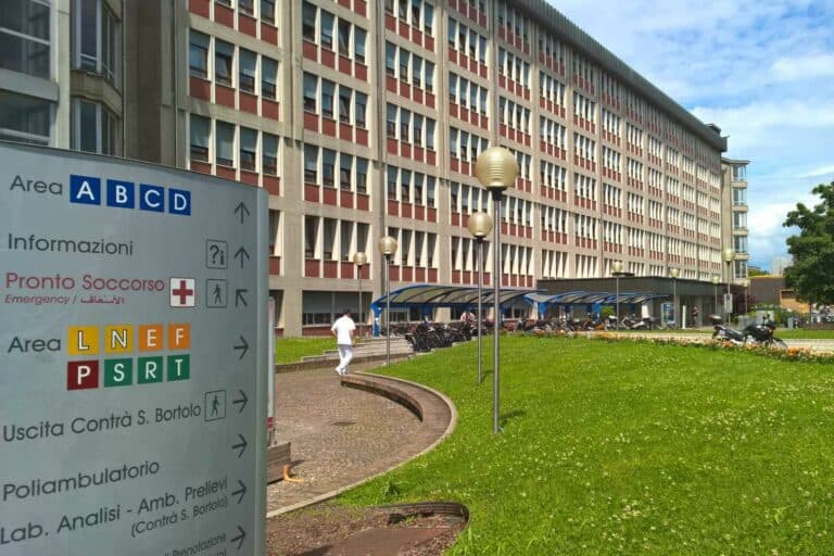 Ospedale San Bortolo di Vicenza Azienda ULSS 8 Berica Ospedale San Bortolo di Vicenza Azienda ULSS 8 Berica
